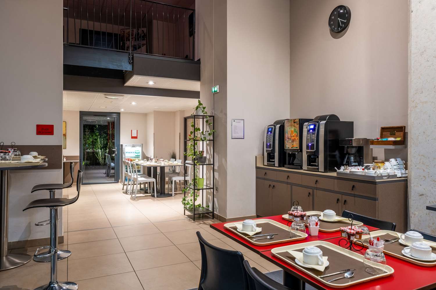 Фото Adagio Lyon Patio Confluence