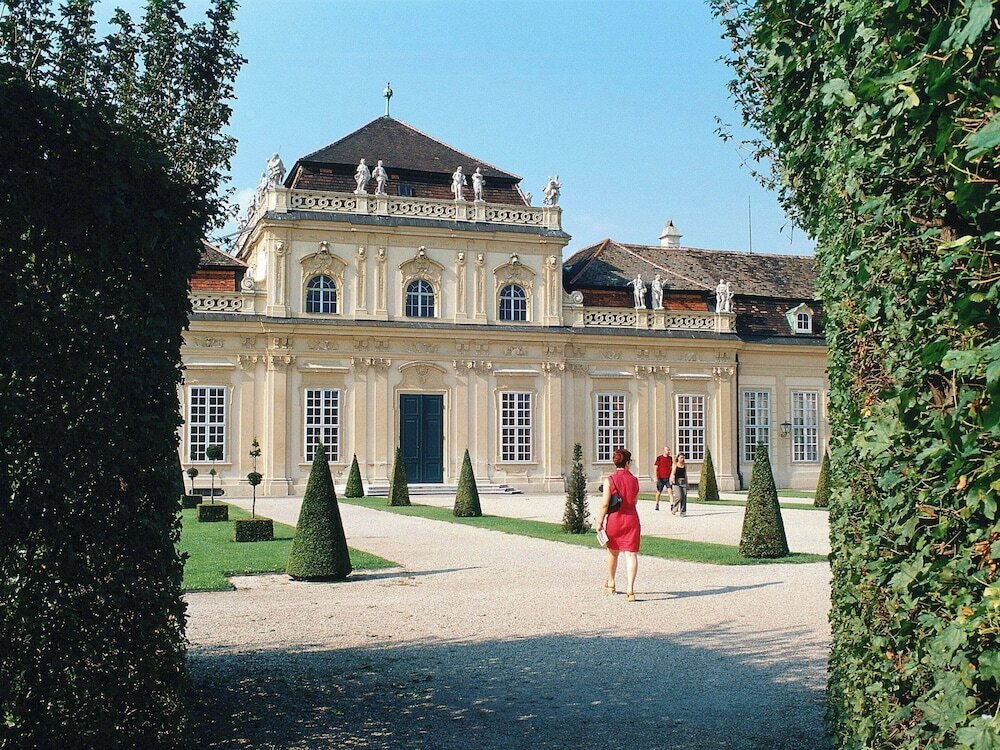 Фото Ibis Wien Hauptbahnhof