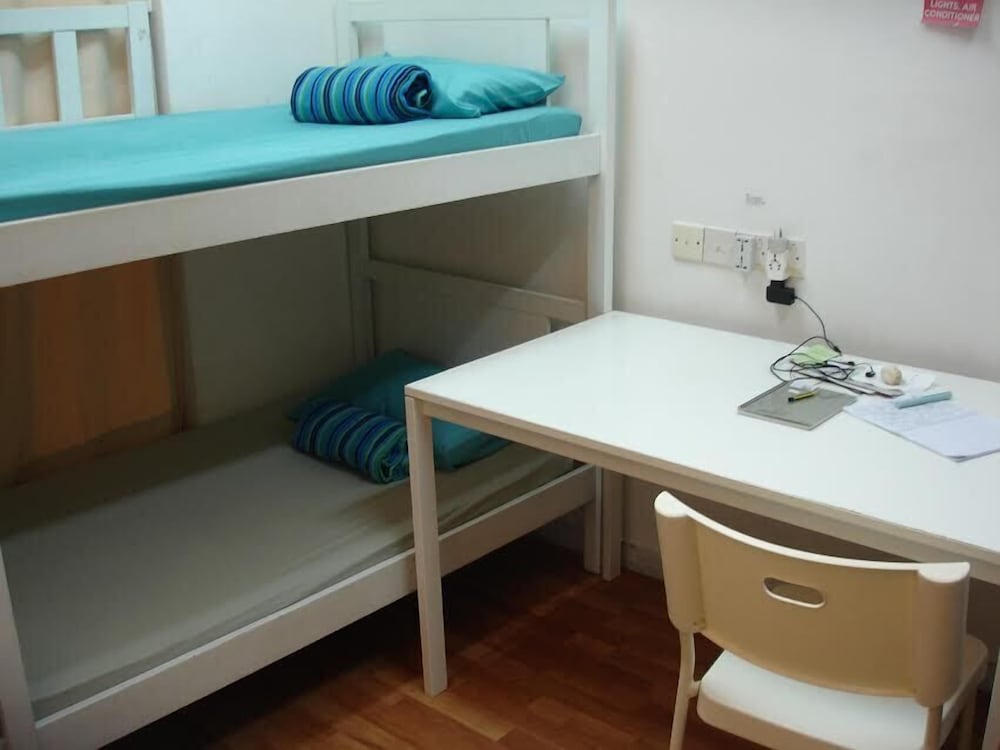 Фото The Bodhi Lodge - Hostel