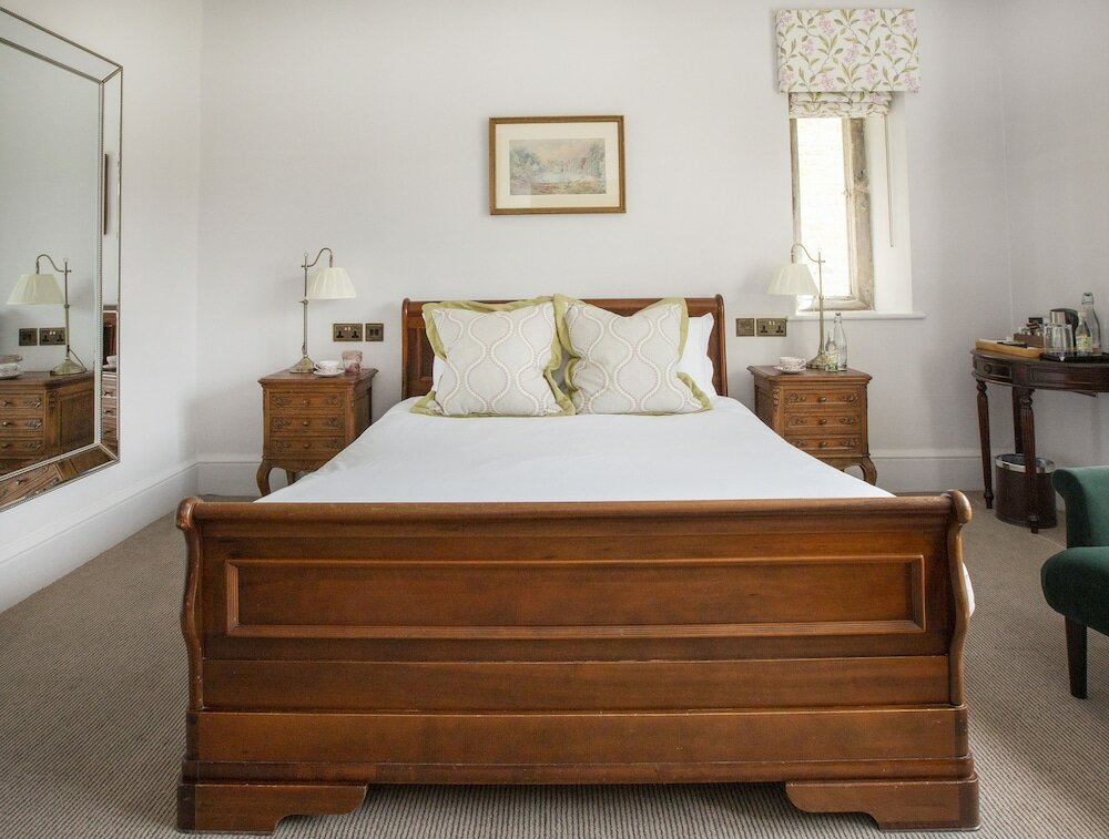 Фото Lords of the Manor Hotel