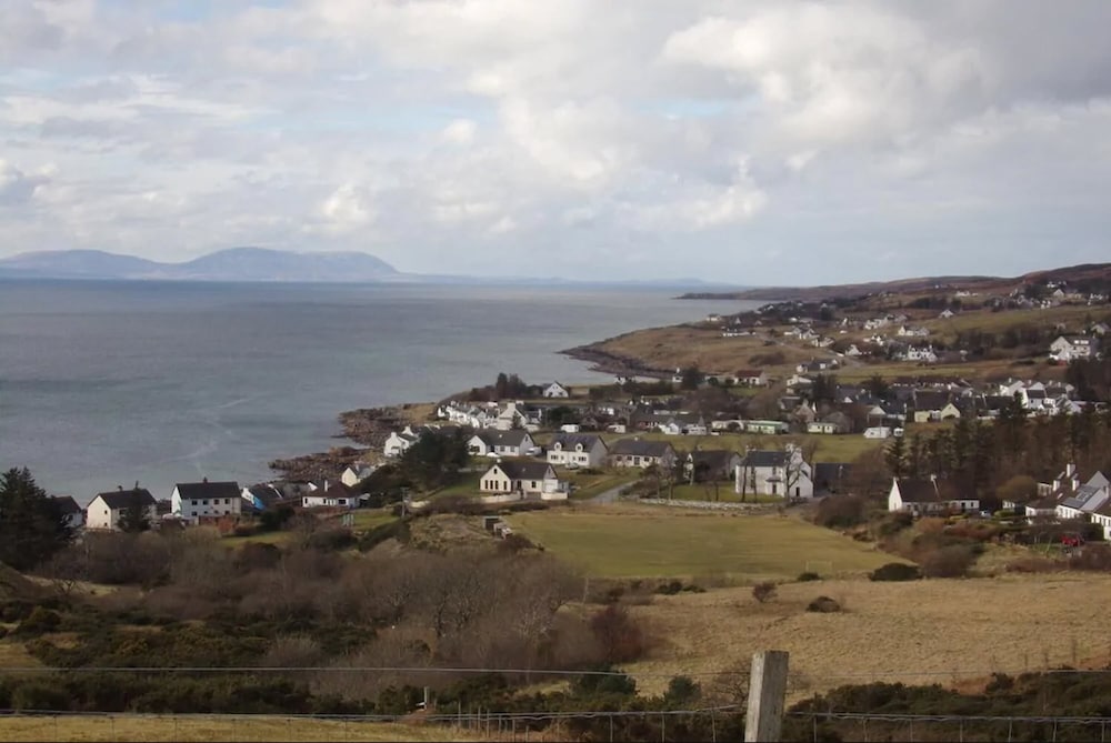 Фото Caledonian Hotel