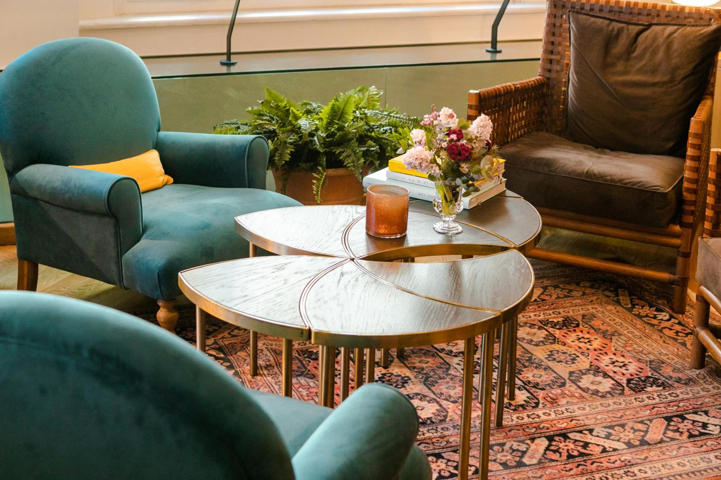 Фото Excelsior Hotel