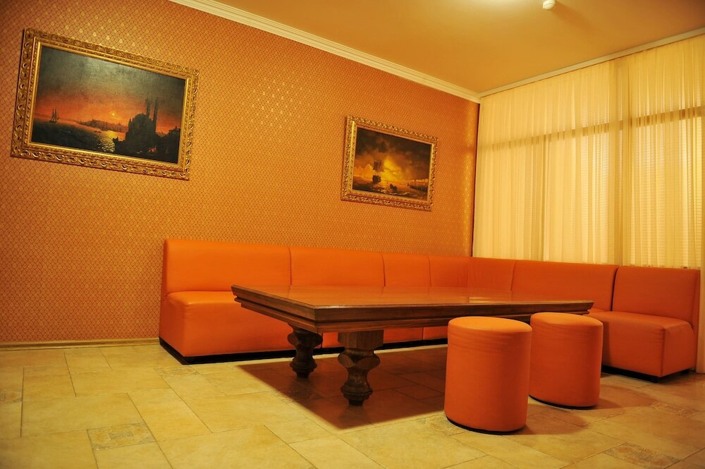 Фото Diplomat Hotel