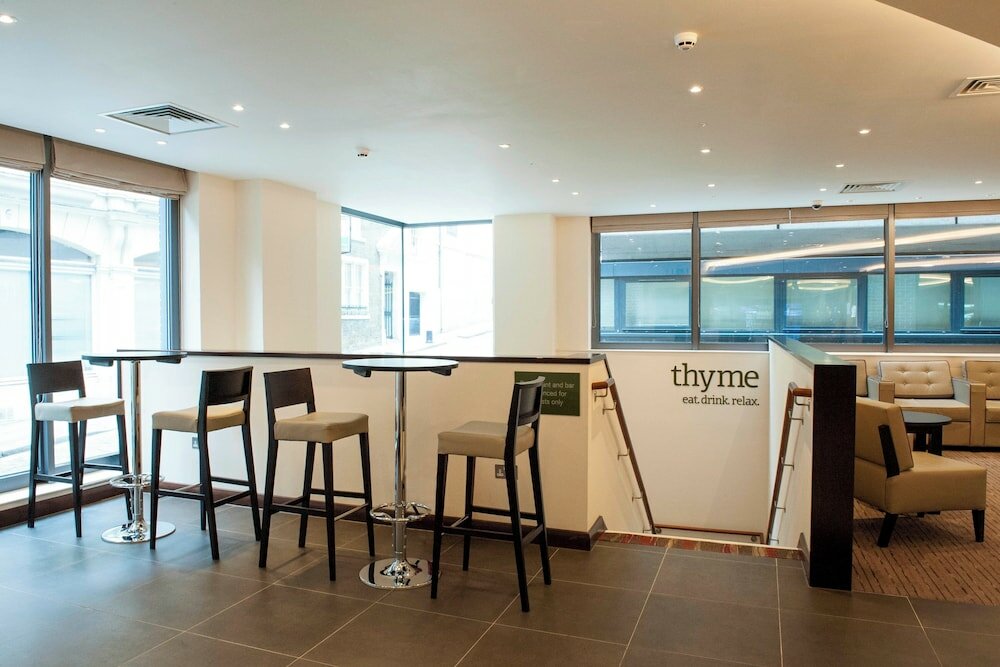 Фото Premier Inn London Bank - Tower