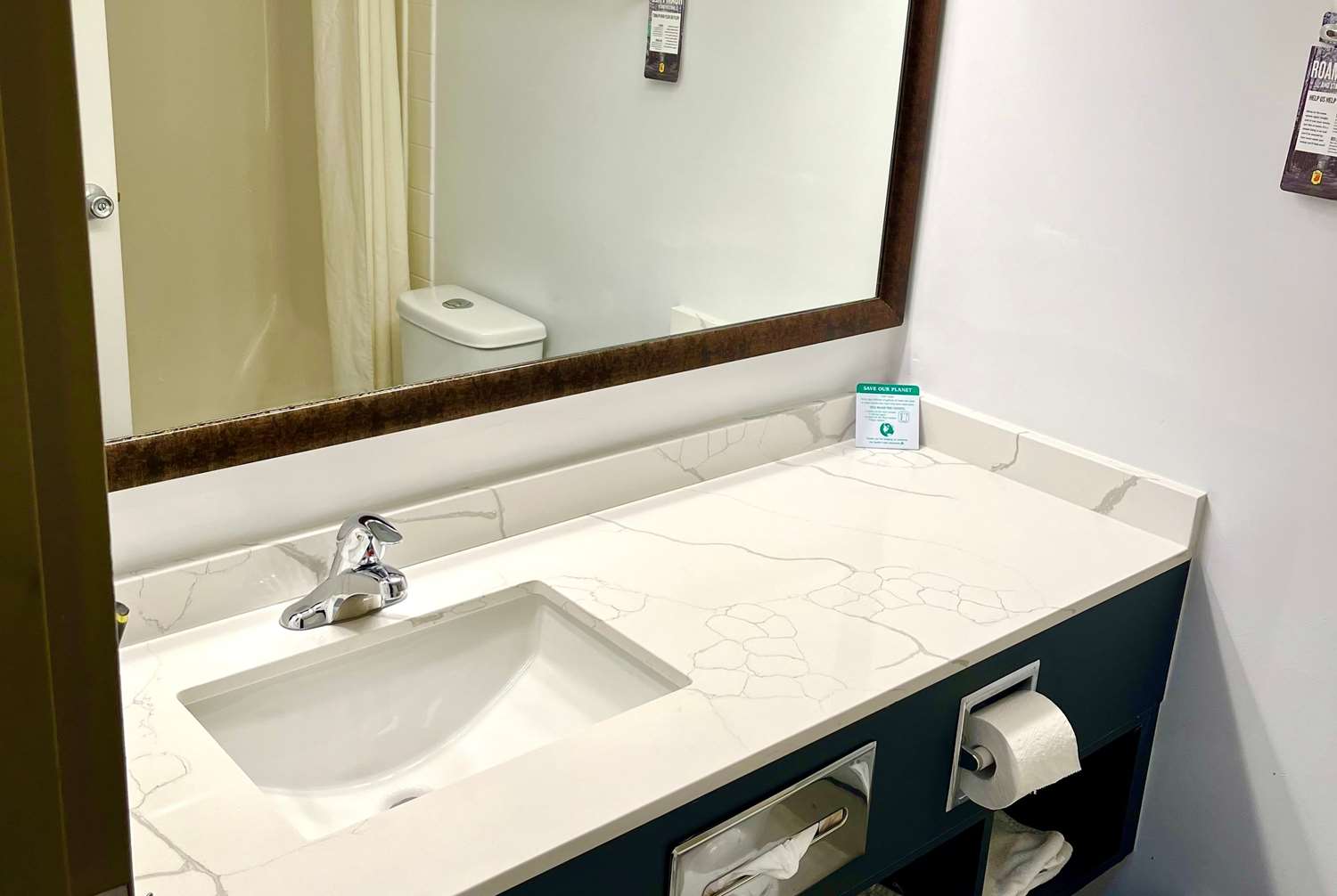 Фото Super 8 by Wyndham Hinton