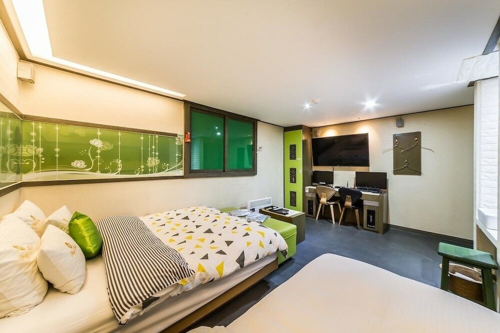 Фото отеля 3