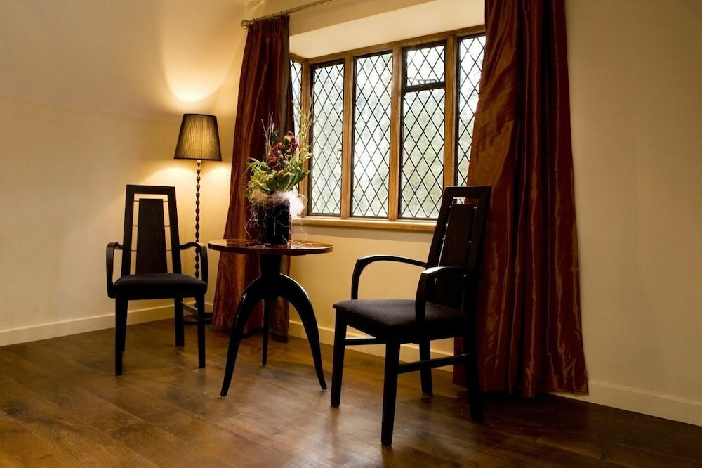 Фото The Great Hallingbury Manor Hotel