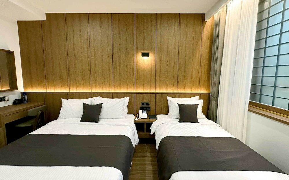 Фото Commodore Hotel Pohang