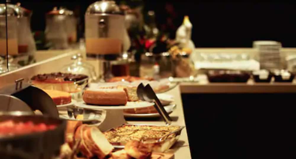 Фото Amazon Plaza Hotel