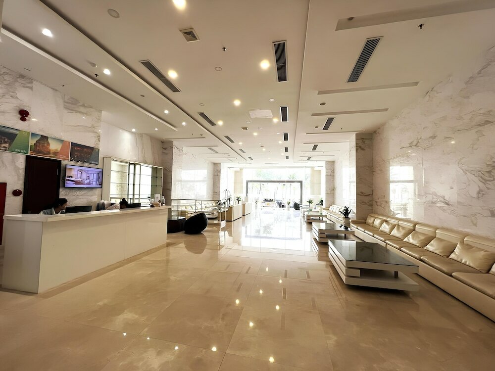 Фото Yarra Ocean Suites Danang