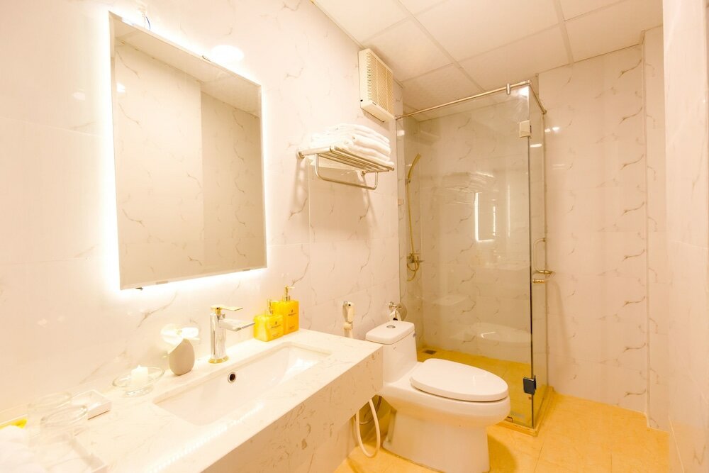 Фото Honeymoon Hotel & Apartment