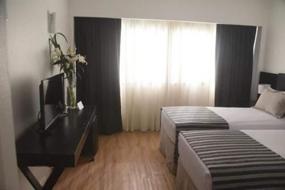 Фото Grand King Hotel