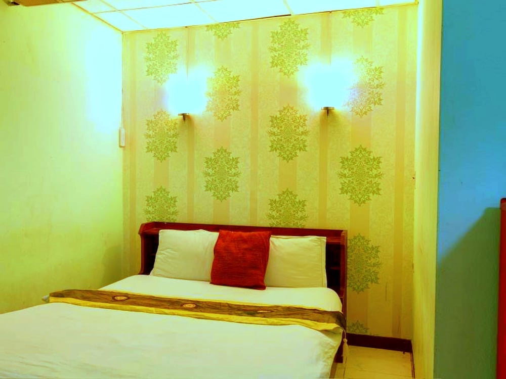 Фото Walking Street Encore Hotel