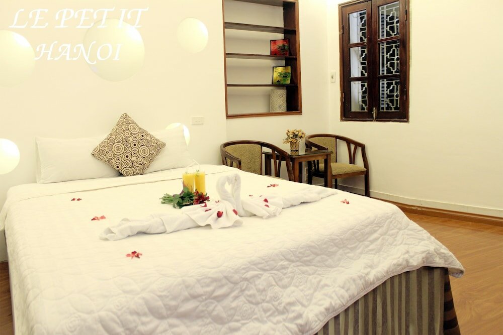 Фото Le Petit Hanoi Hotel
