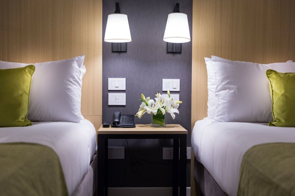 Фото Howard Johnson Plaza Buenos Aires