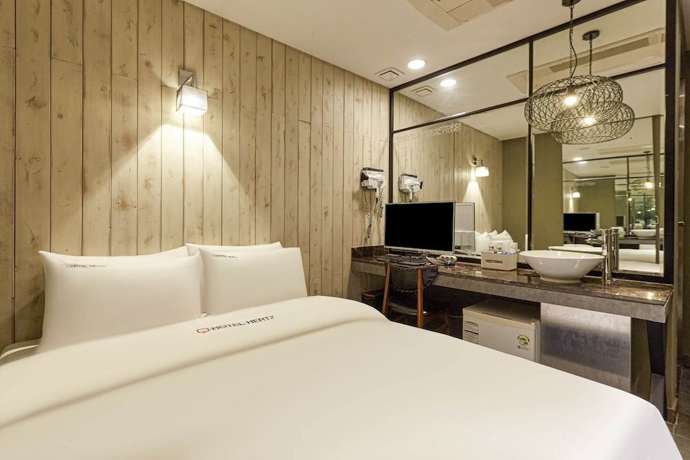 Фото Hotel Hertz