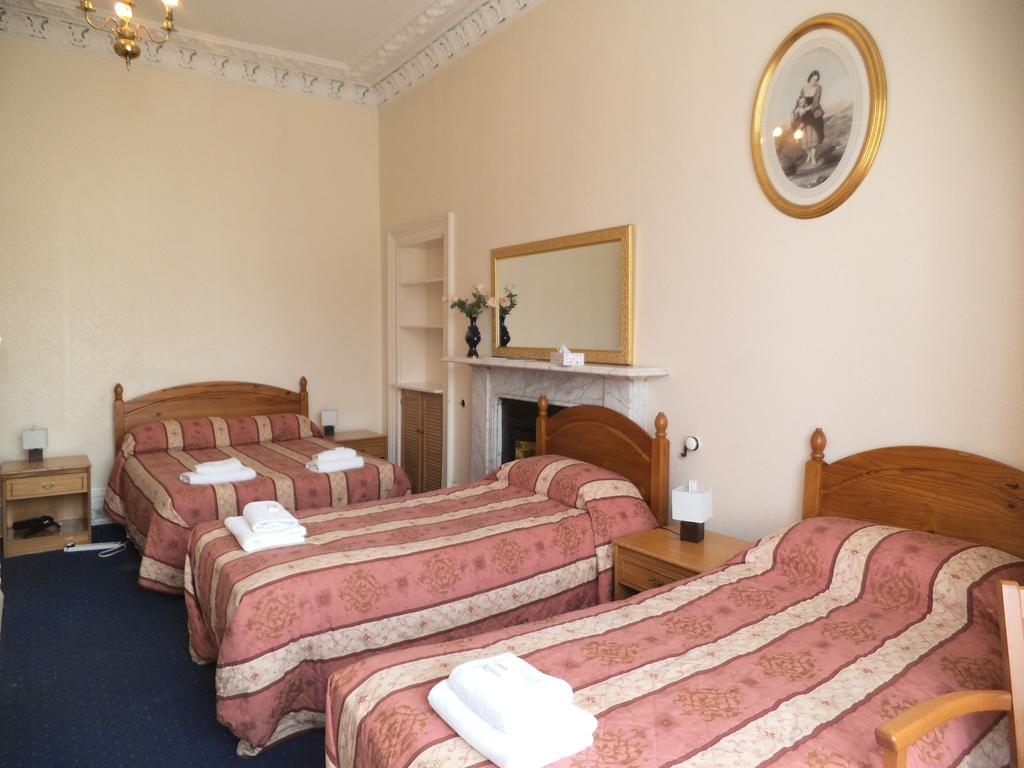 Фото Menzies Guest House