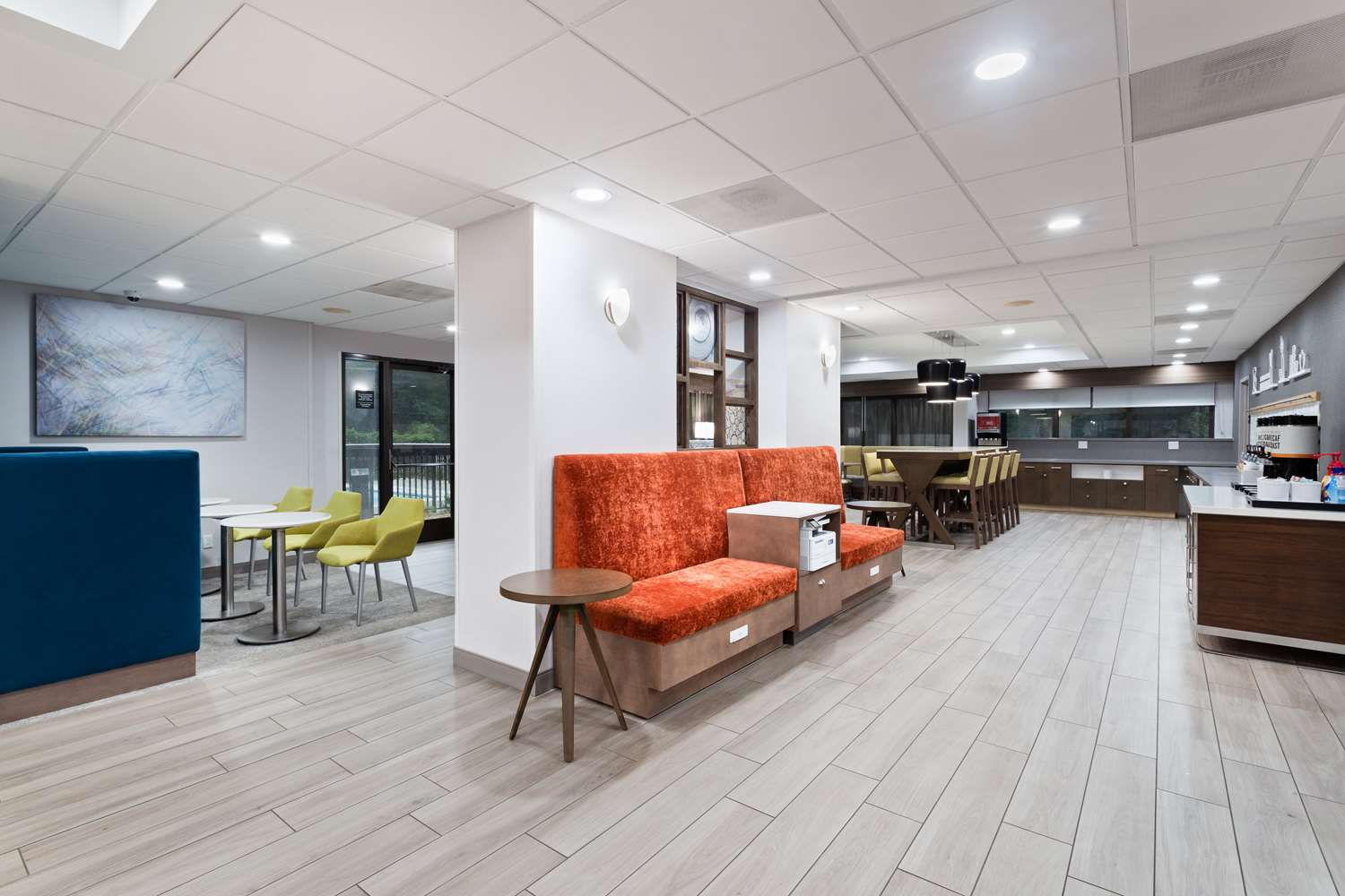 Фото Hampton Inn Perry