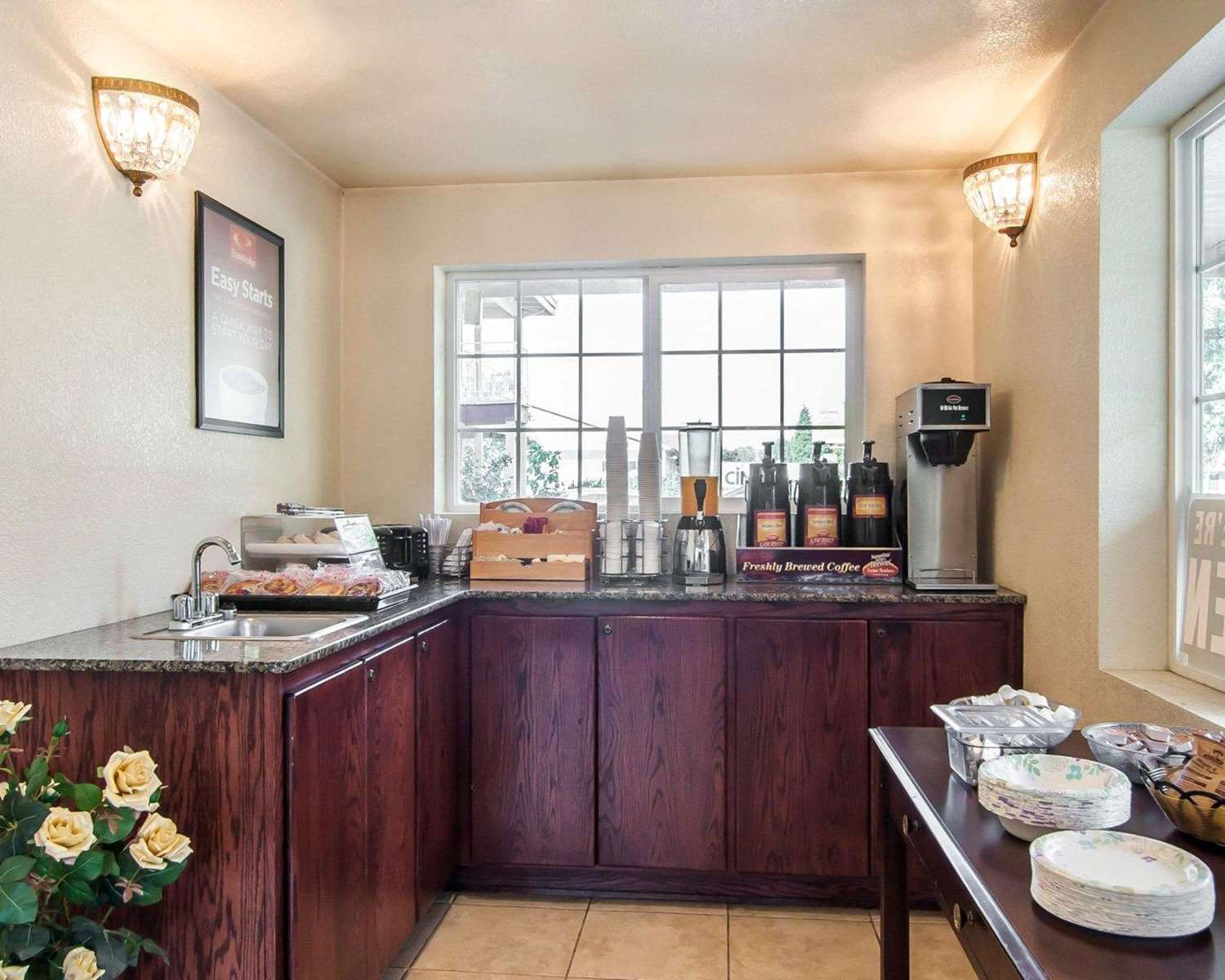 Фото Econo Lodge Eugene