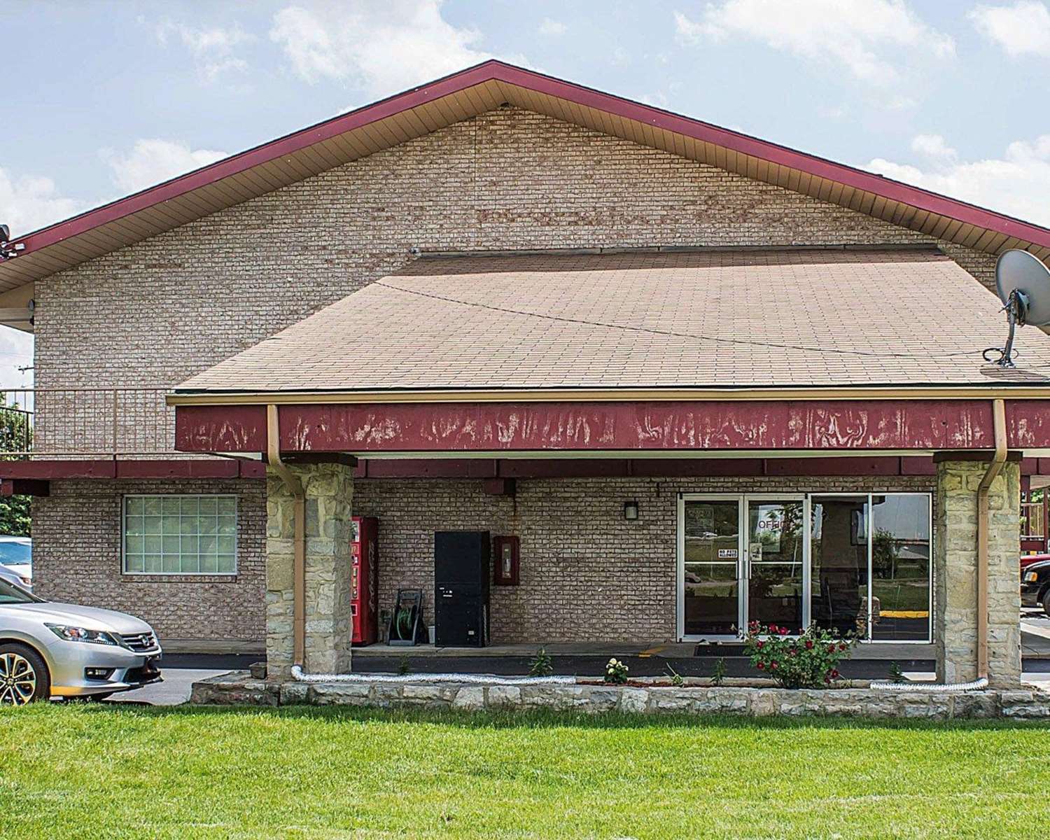 Фото Econo Lodge Columbus West