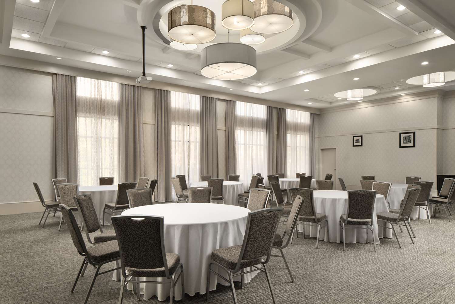 Фото Hampton Inn Stafford/Quantico & Conference Center, Va