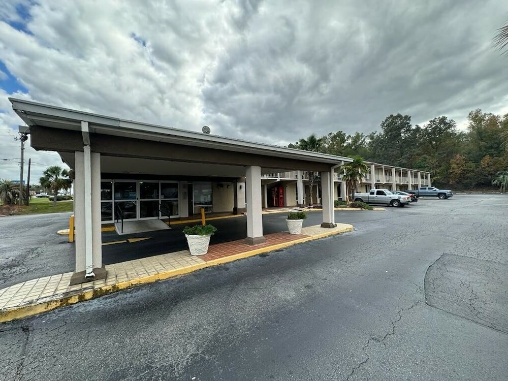 Фото Heritage Inn