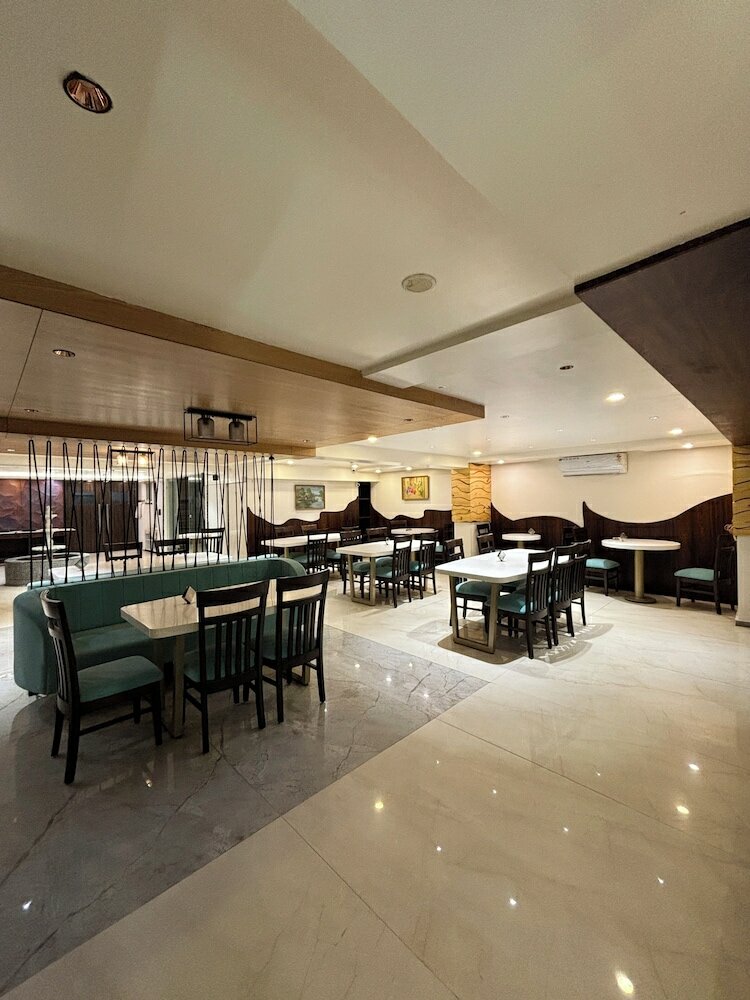 Фото Hotel Gyangarh