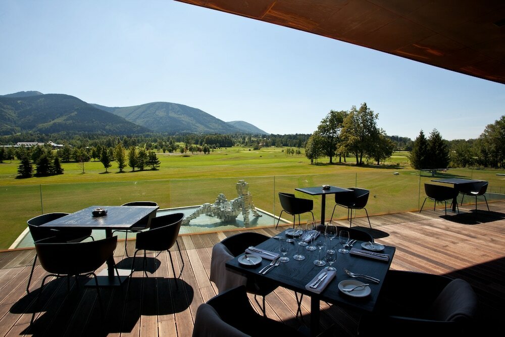 Фото Miura Hotel