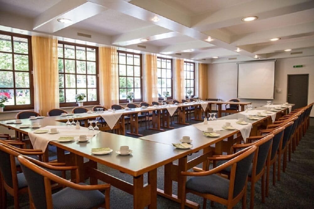 Фото Hotel Ostfriesen-Hof