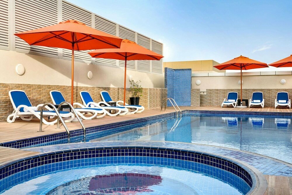 Hotel Wyndham Ramada Deira, Dubai, photo