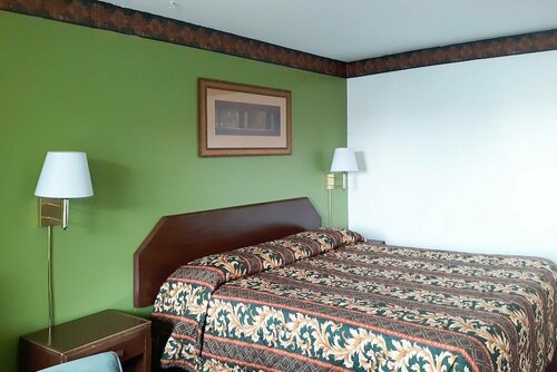 Гостиница Oyo Hotel Kings at Clovis в Кловисе