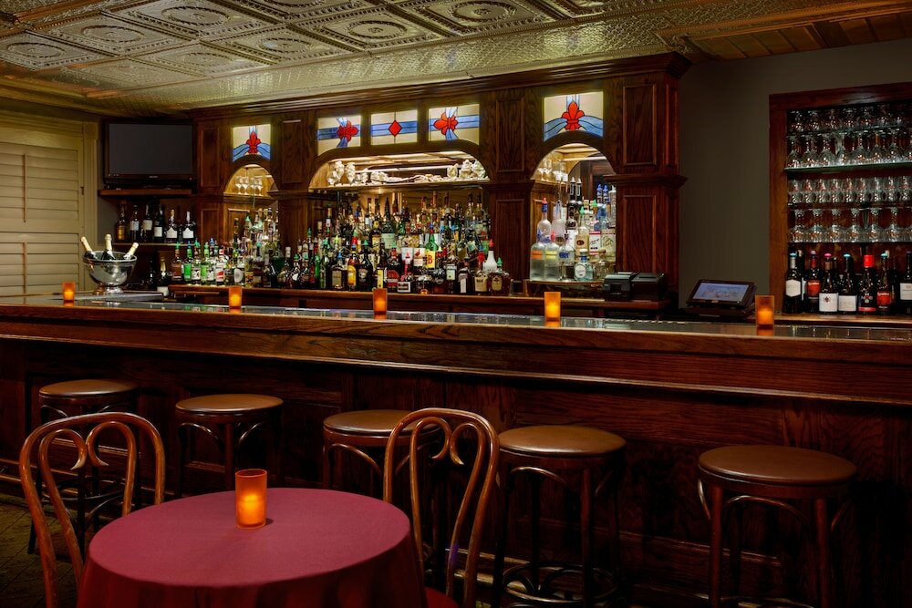 Фото Olde Marco Island Inn and Suites