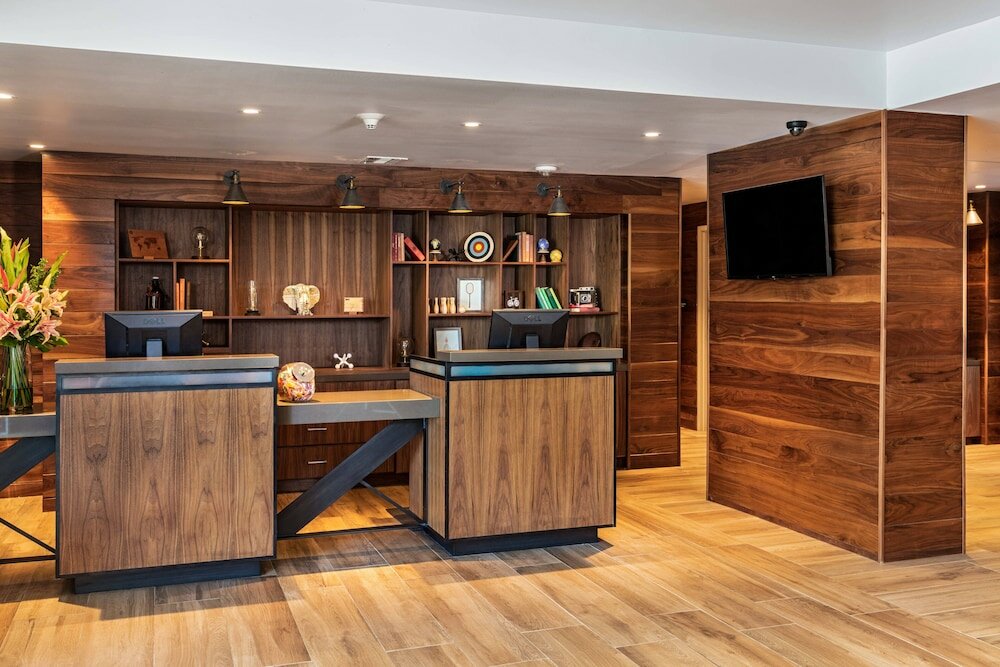 Фото Four Points by Sheraton Los Angeles Westside