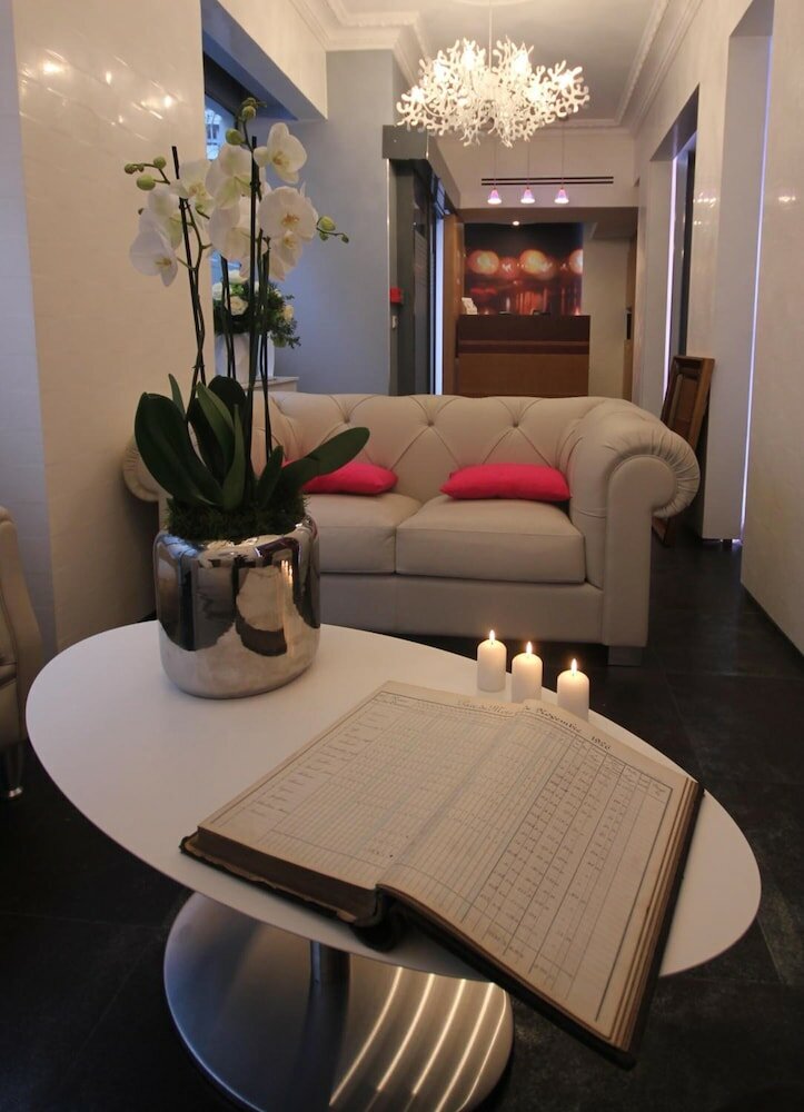 Фото Hotel Lumières Montmartre Paris