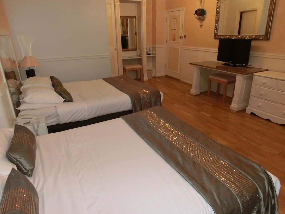 Фото Rushmore Hotel