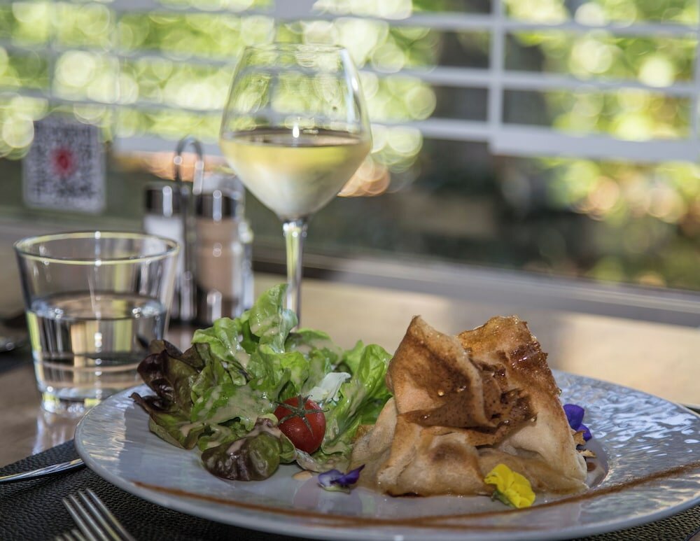 Фото Logis Hotel Restaurant des Acacias Lille Tourcoing