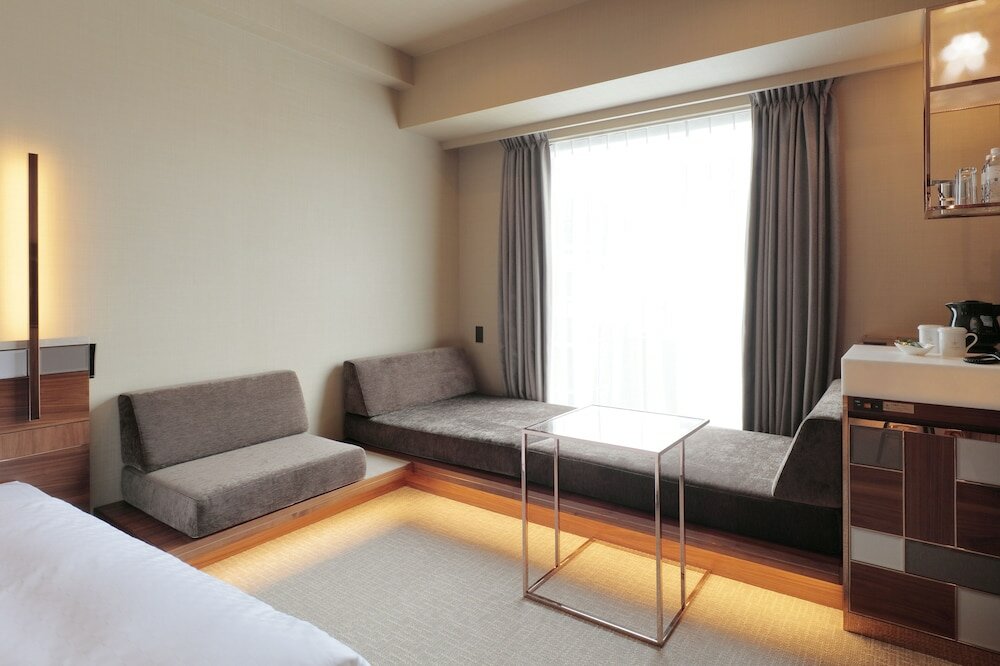 Фото Candeo Hotels Kyoto Karasuma Rokkaku