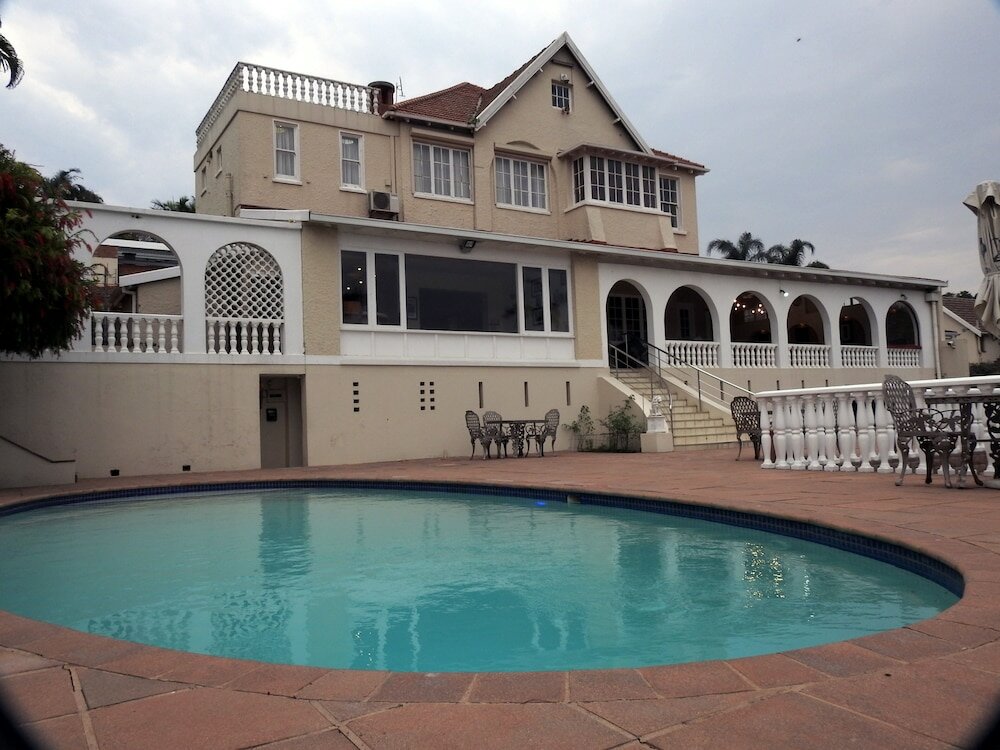 Фото Albion Manor