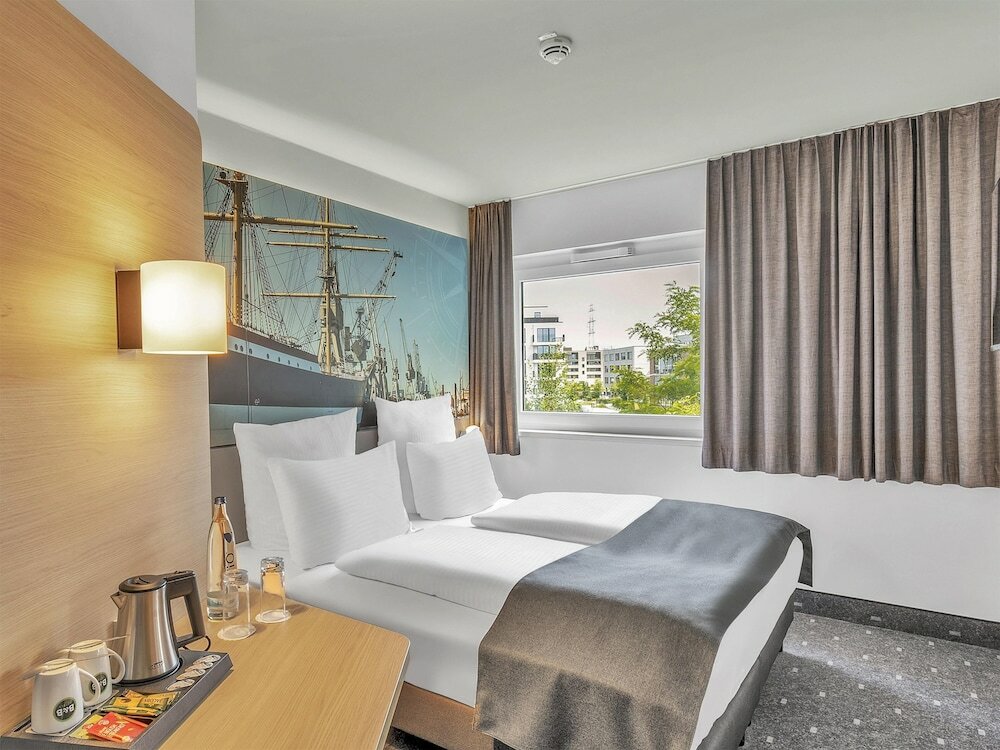 Фото B&b Hotel Hamburg-Harburg