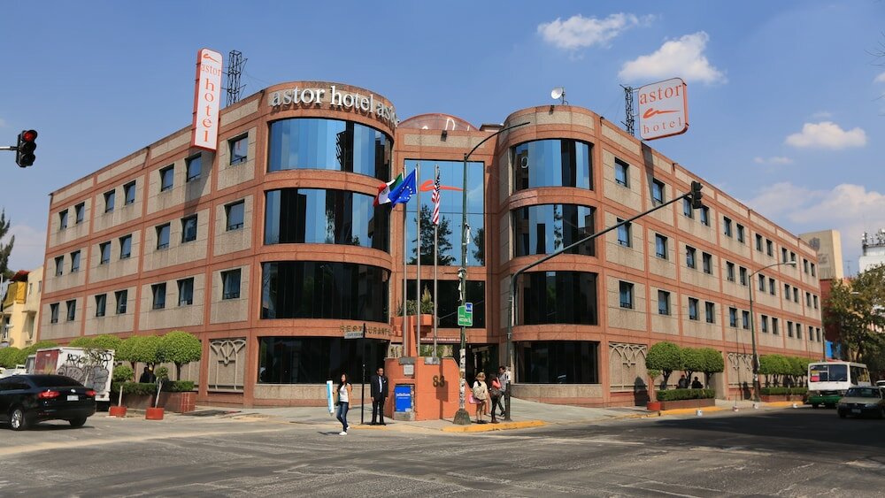 Фото Hotel Astor