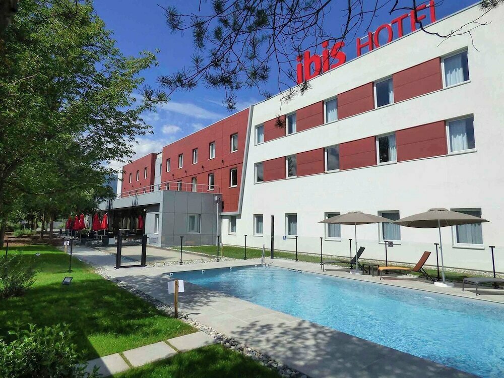 Hotel Ibis Budget Saint Genis Pouilly Geneva, Ain, photo