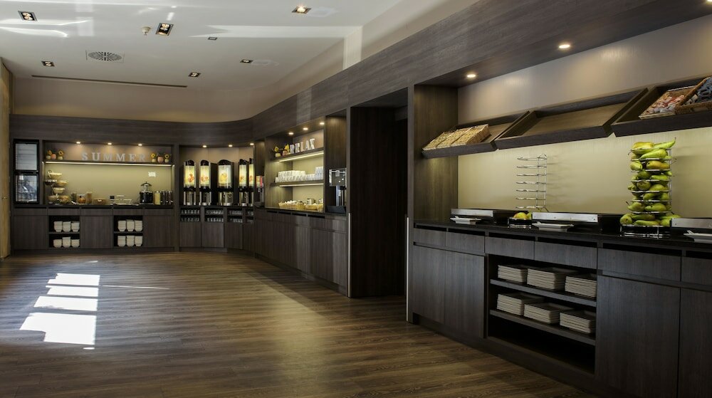 Фото Martin's Brugge