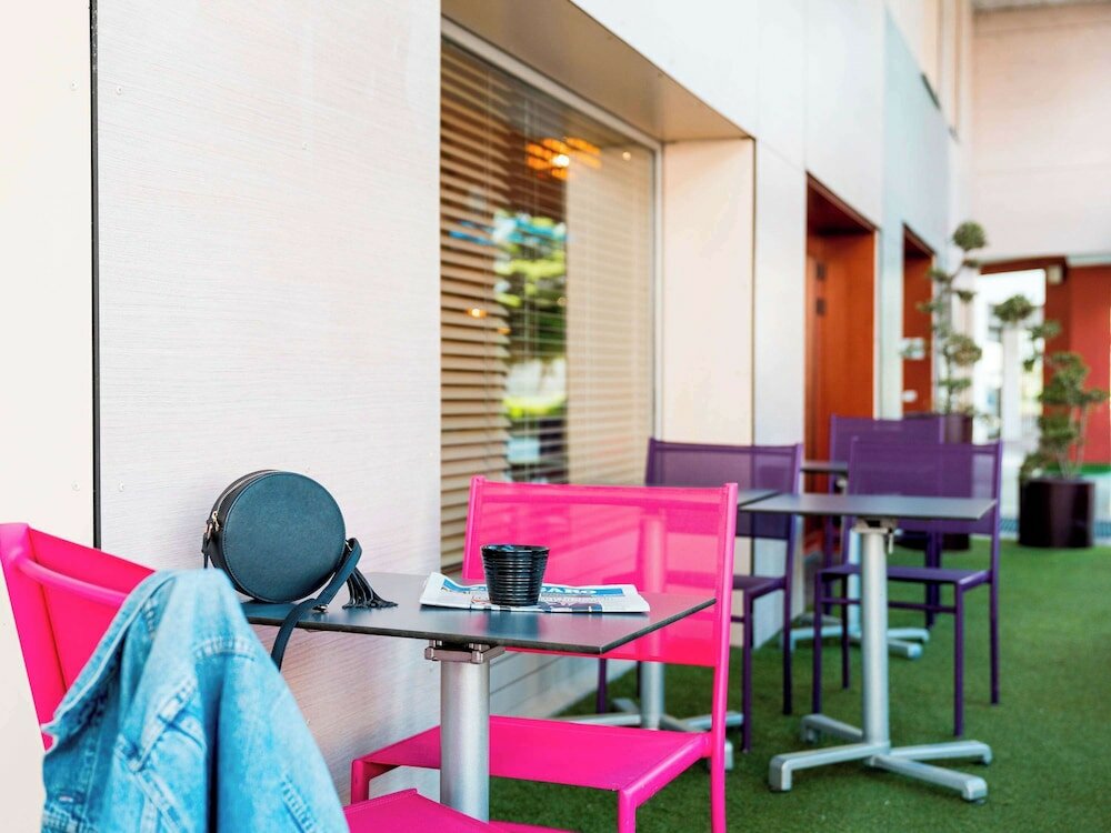 Фото Ibis Styles Annecy Centre Gare