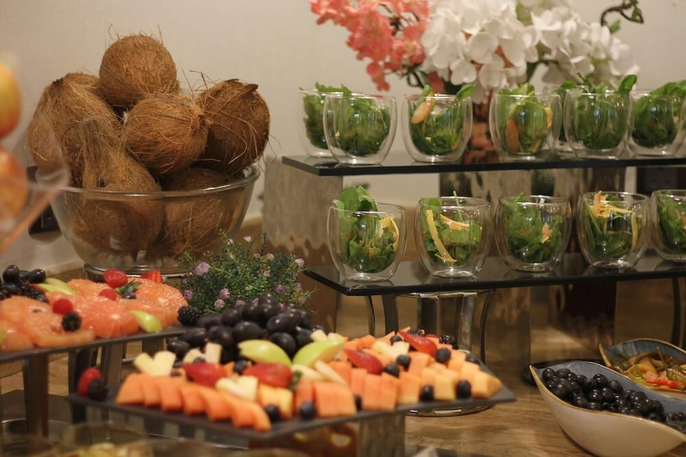 Фото Grand Plaza Hotel