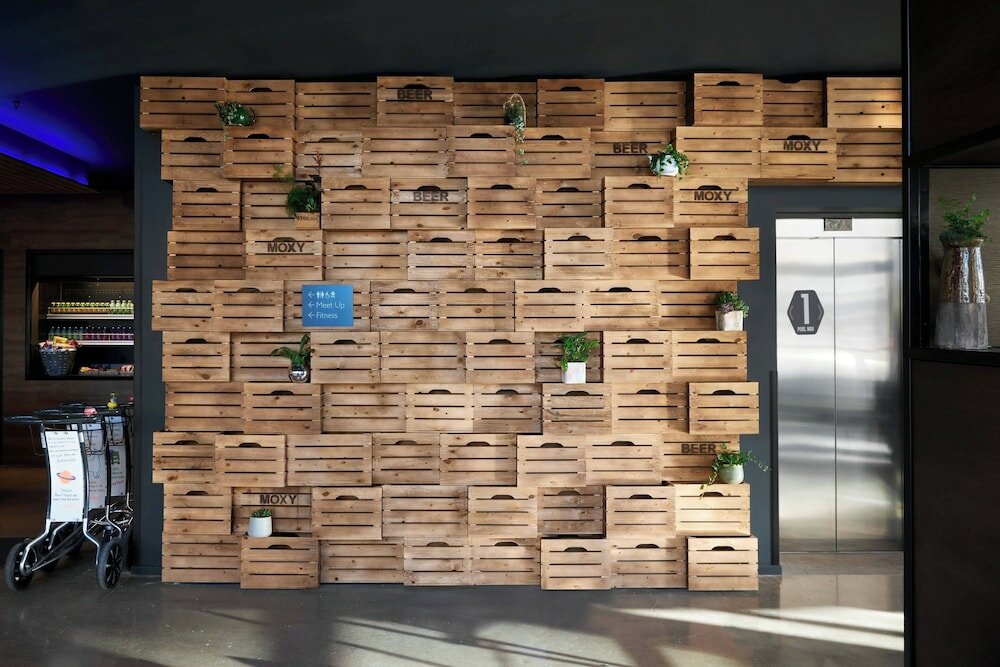 Фото Moxy Edinburgh Fountainbridge