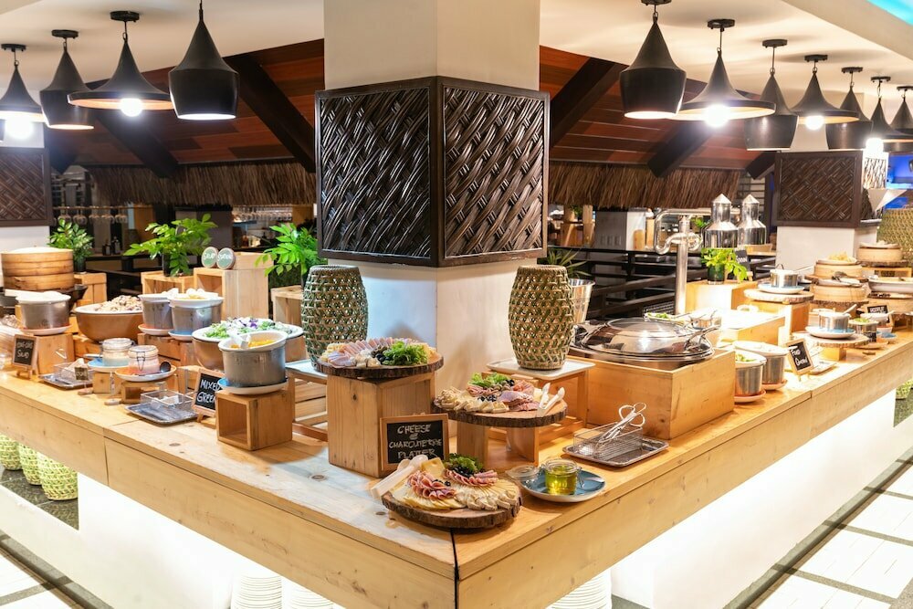 Hotel Oceanica Resort , Bohol, photo