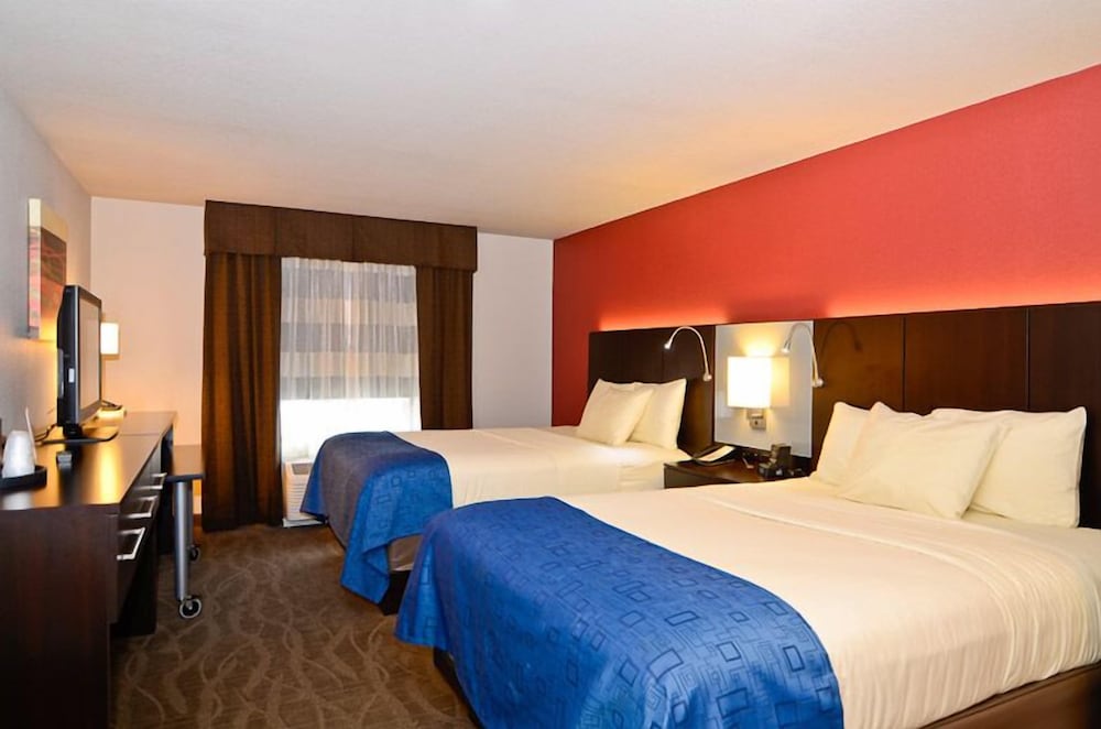 Фото Astoria Hotel and Event Center