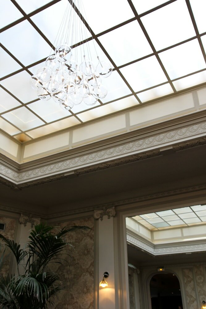 Фото Hôtel Littéraire Le Swann BW Premier Collection