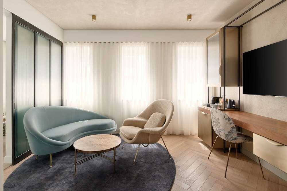 Фото Canopy by Hilton London City