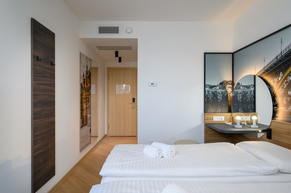 Фото B&B Hotel Maribor